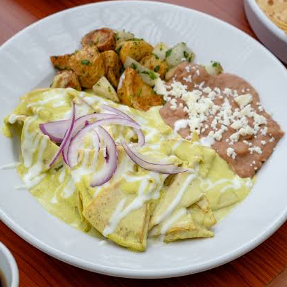 Chilaquiles Poblanos Con Huevo