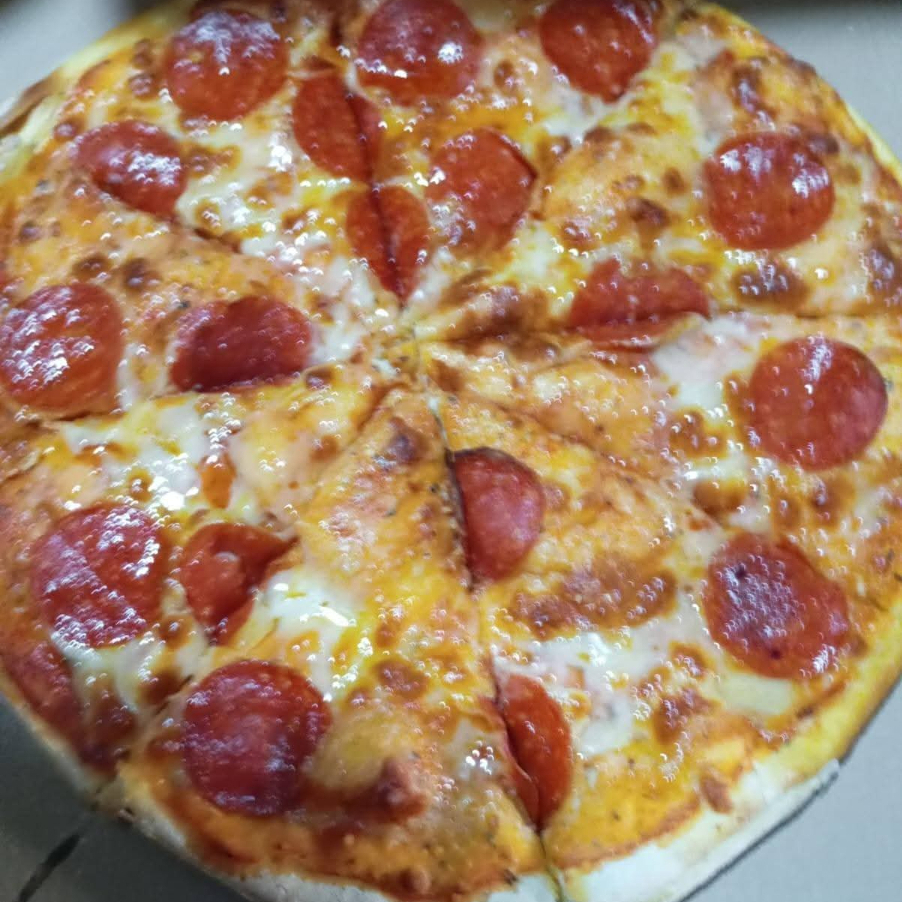 Pizza 30 cm Peperoni