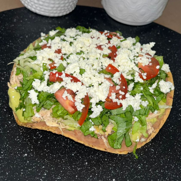 TOSTADA TIPO SIBERIA DE PECHUGA DE POLLO