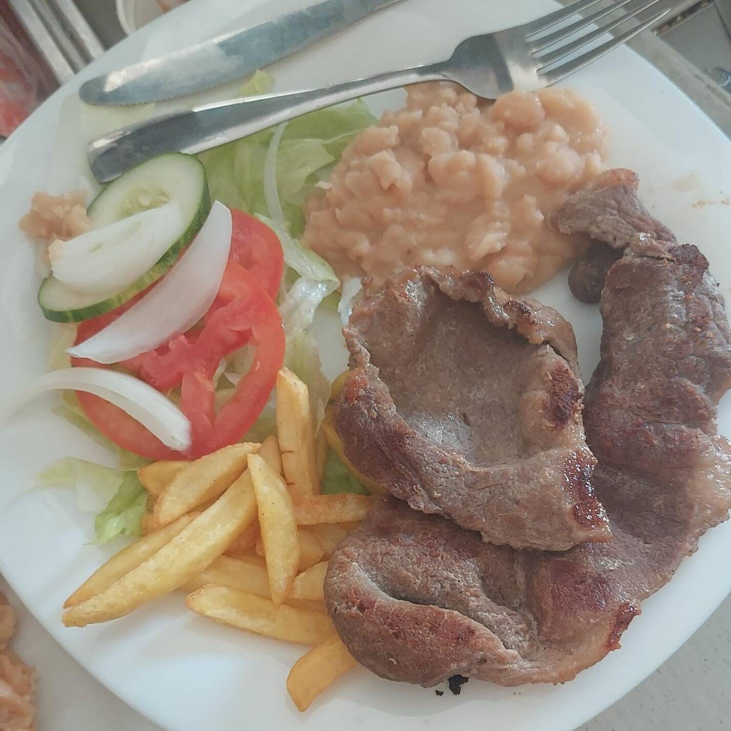 CARNE ASADA 200 GR CON PAPAS (SIRLOIN)