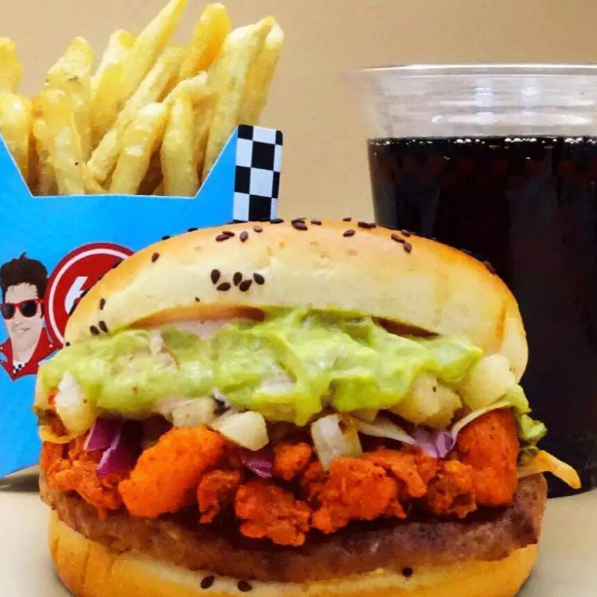 Combo Pastor Burger By Taco Inn