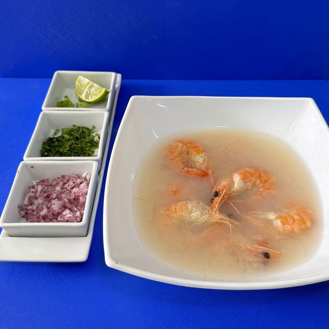 Caldo Blanco de Camarón
