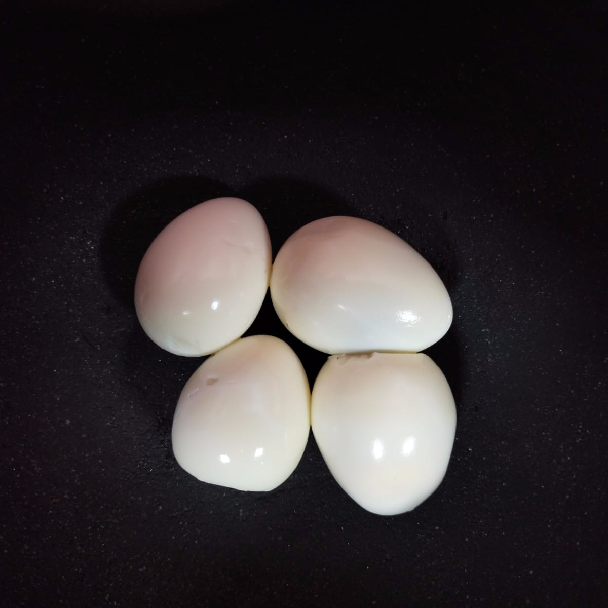 Huevos de Codorniz 4 uds