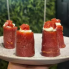 Deliciosa sobremesa de Goiabada com Cream Cheese. (Valor de 4 unidades) *Não acompanha Molhos nem Hashi*