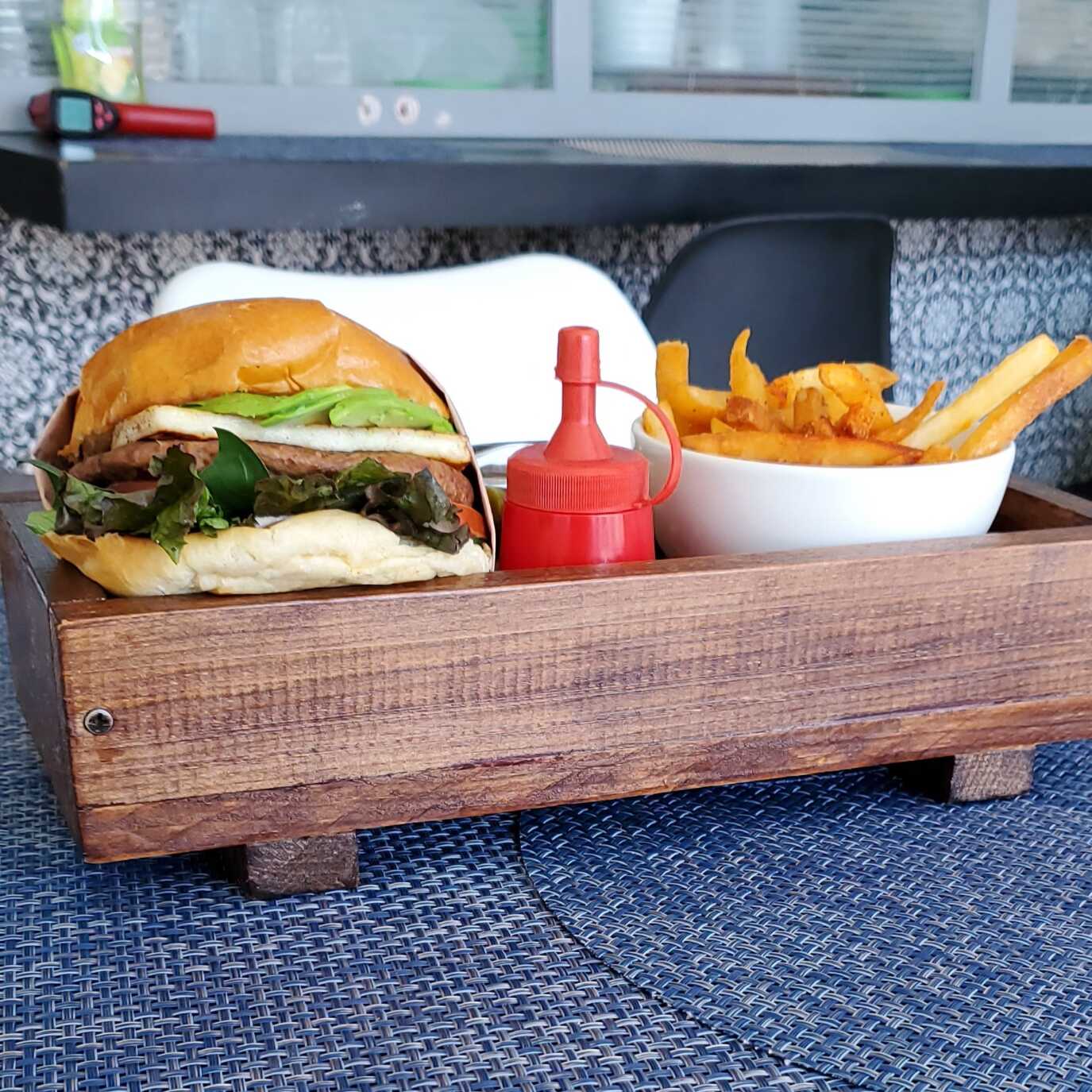 Avo-Burger