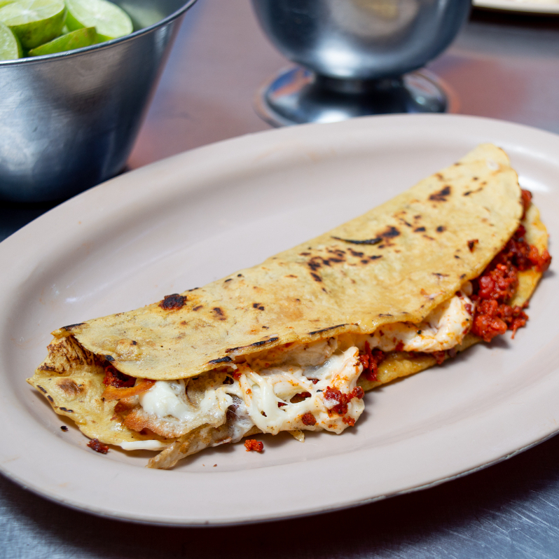 Quesadilla de Longaniza con Queso
