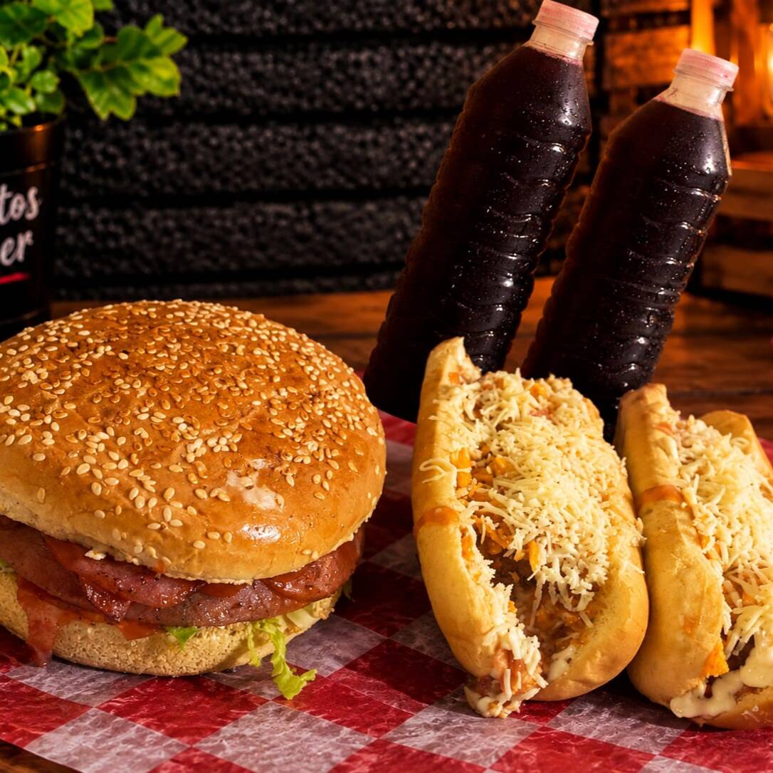 Combo 5 2 Hot Dog+Hamburguesas+2 Aguas