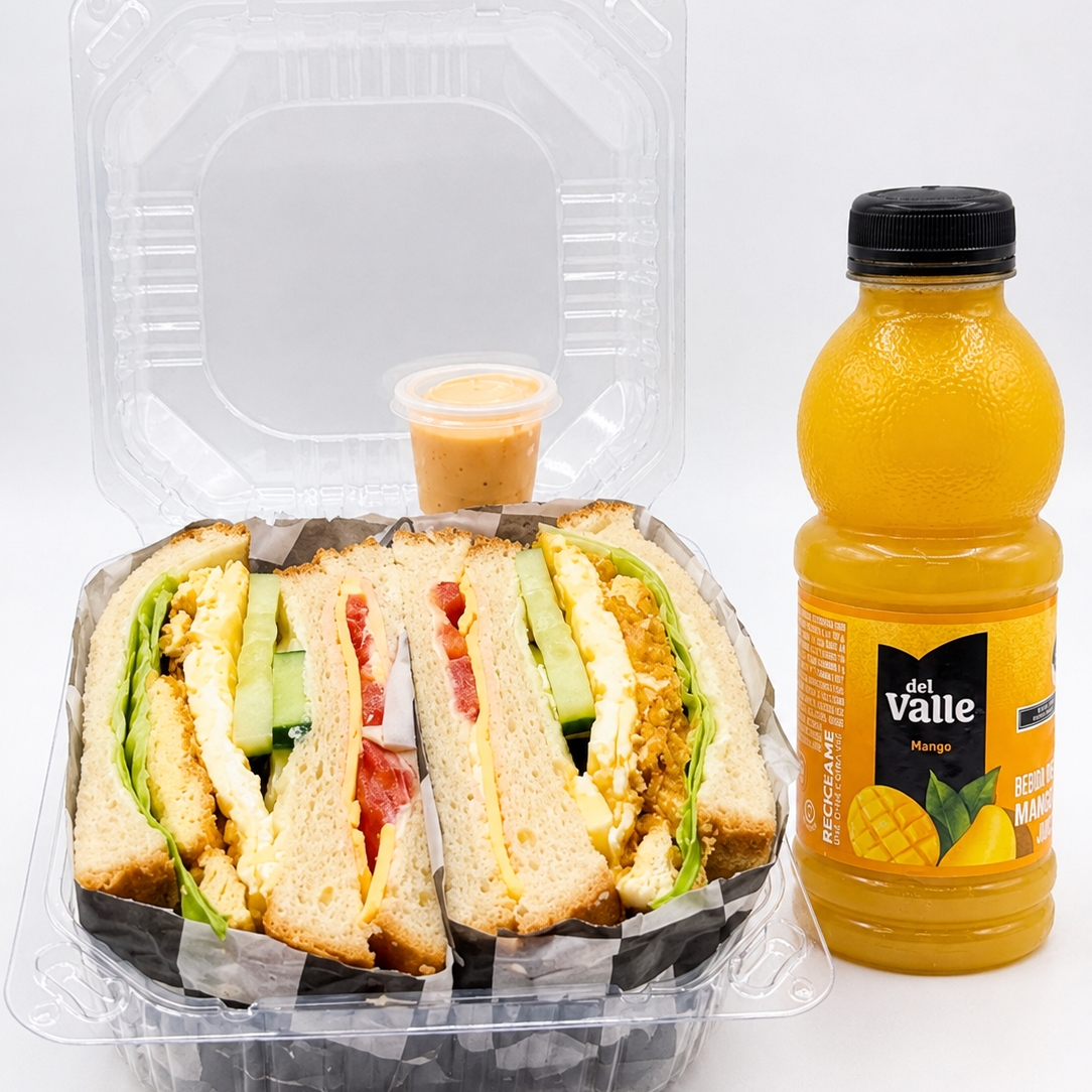 sandwich de pollo con jugo del valle