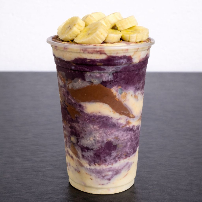 Monte seu açaí do jeito que quiser! Copo de 500ml com açaí cremoso e até 5 acompanhamentos grátis. Escolha seus favoritos e aproveite essa delícia!