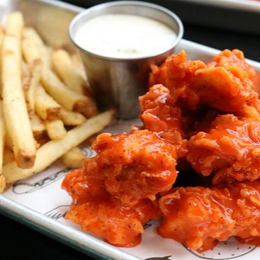 8 Boneless y Papas Gajo