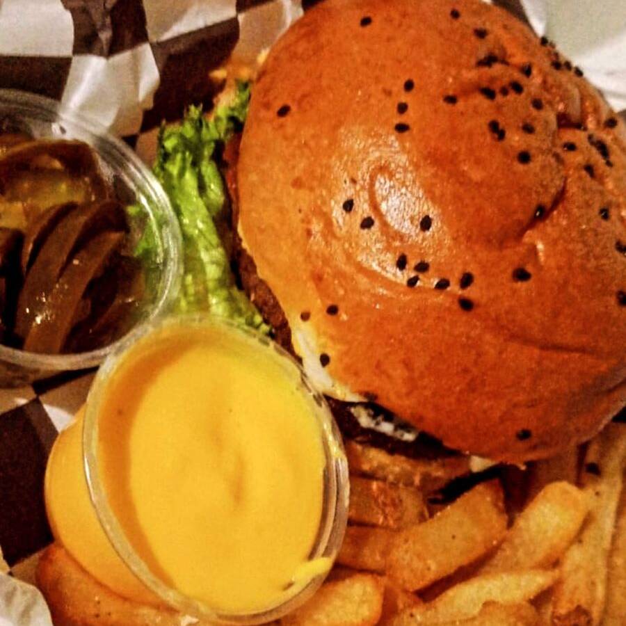 Hamburguesa la Gobernadora