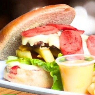 Hamburguesa Salchiburguer