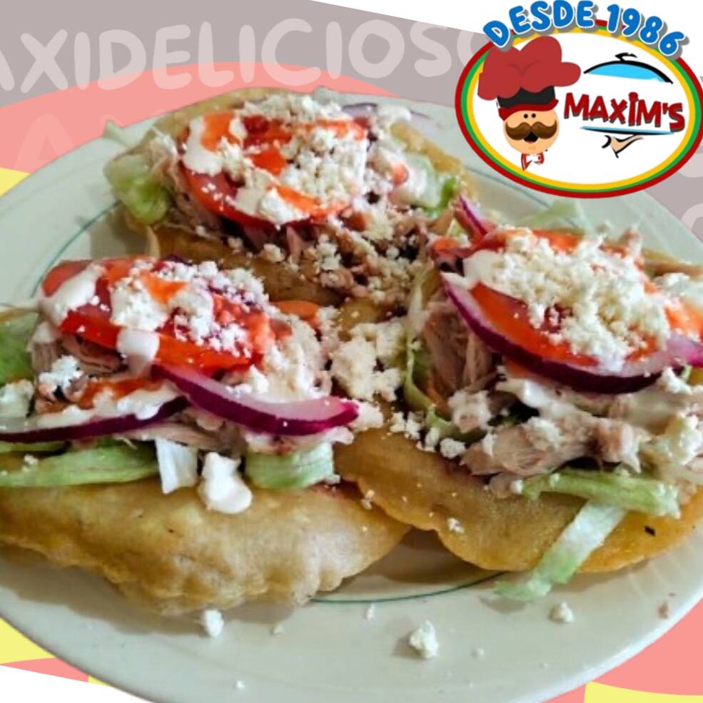 SUAVES DE POLLO DESHEBRADO