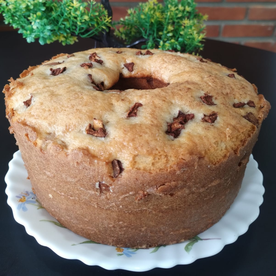BOLO CASEIRO FOFINHO FEITO COM MAÇA(a fruta mesmo) E CANELA EM PO.( aprox 400g, serve 3 pessoas)