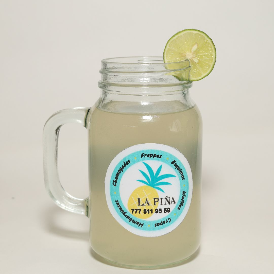 Agua de Limon