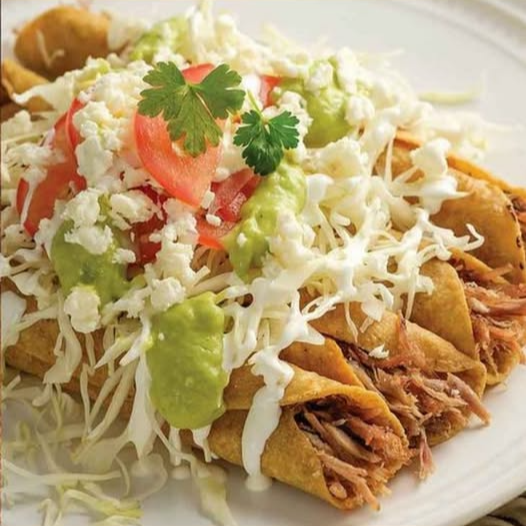 FLAUTAS DE POLLO