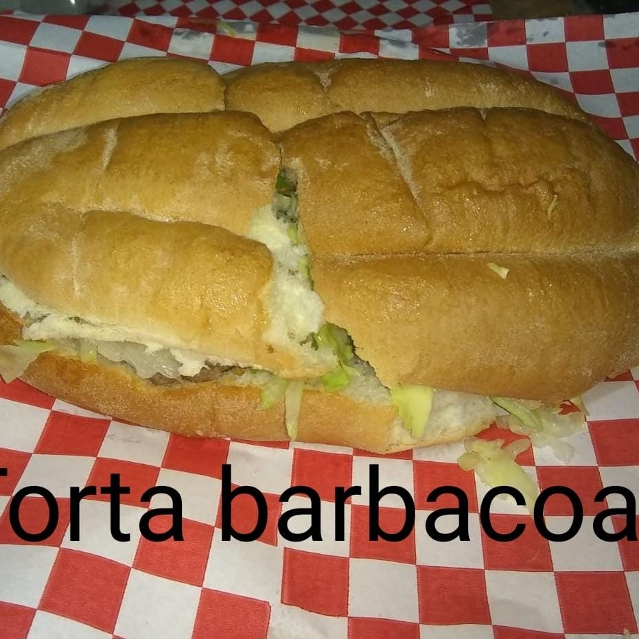 3 Tortas de Barbacoa + Coca Cola 1.75 L
