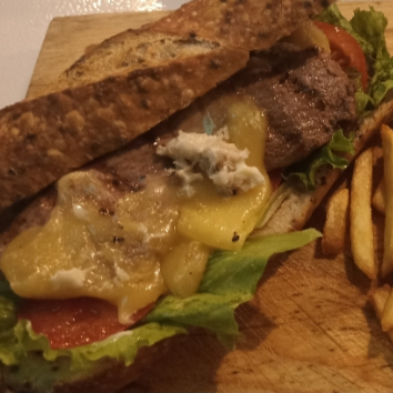 Pepito de arrachera