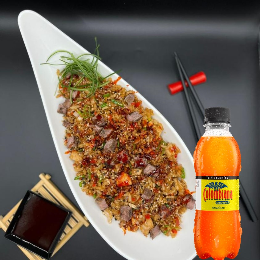 Combo Arroz Yakimeshi mas PEPSI
