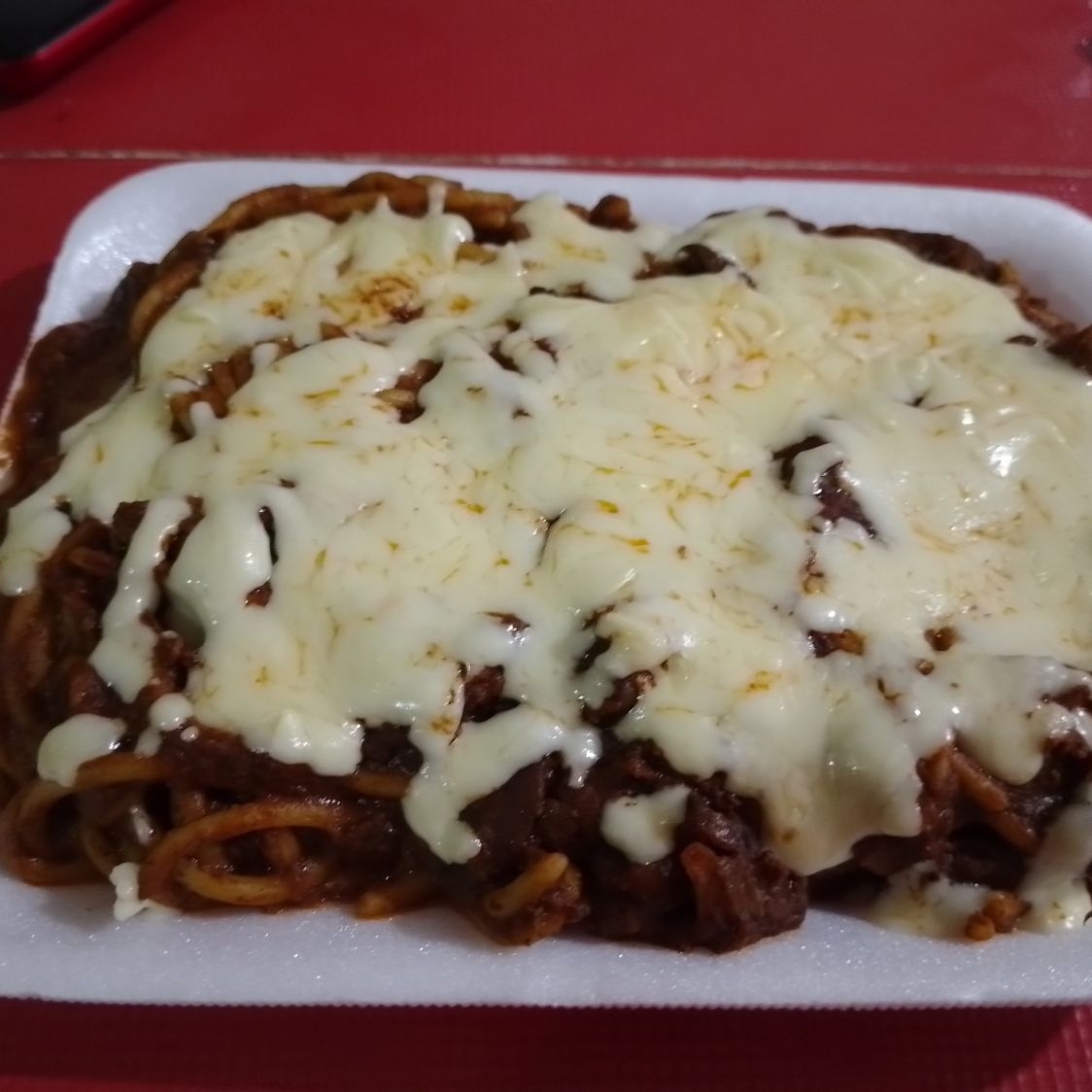 Espaguetti a la Salsa de Pizza