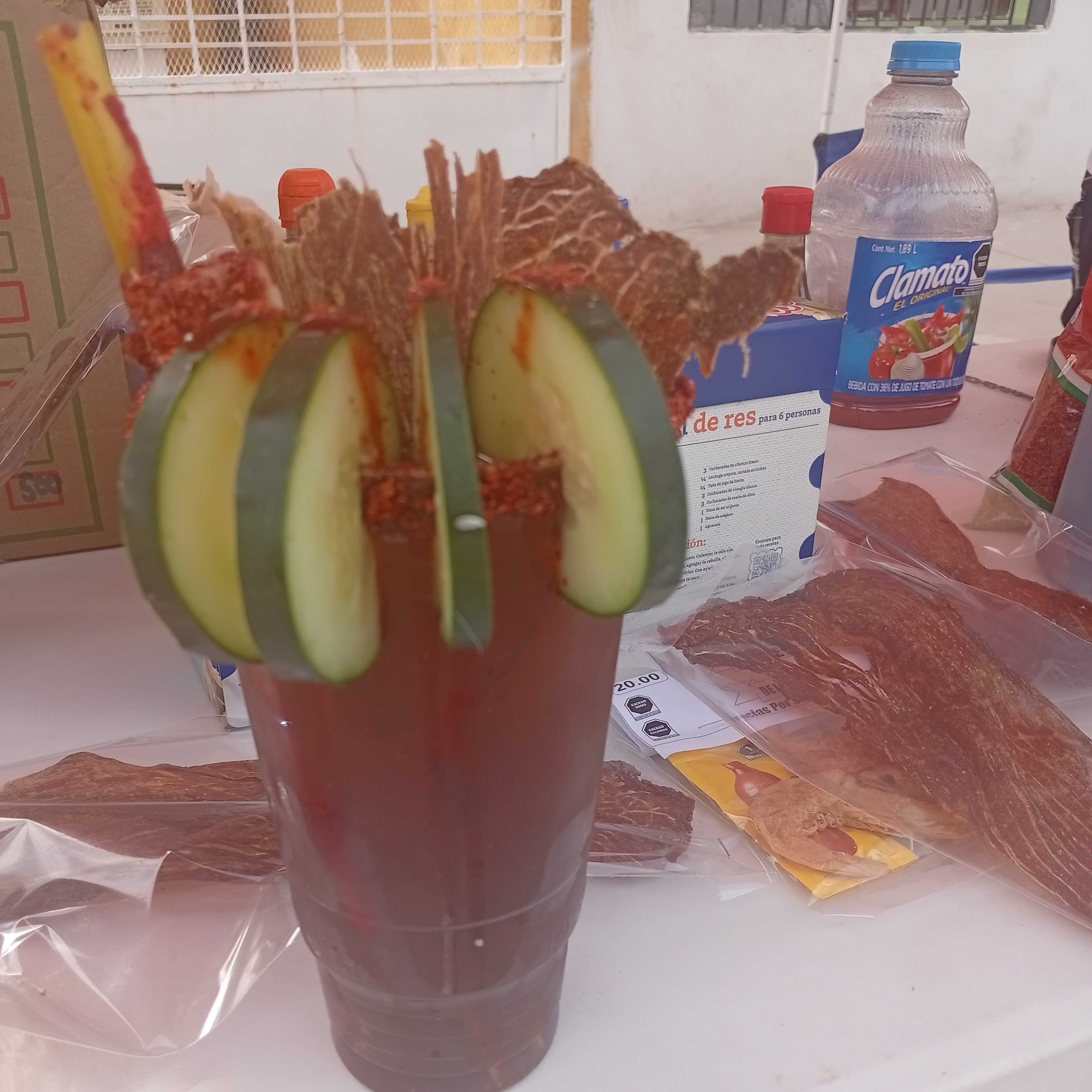 Clamatos preparados con carne seca