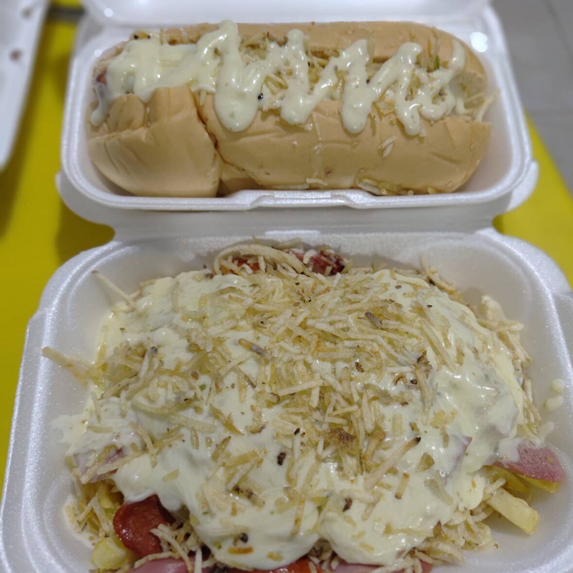 2 X 1 Salchipapa Gratinada + Perro Gratinado