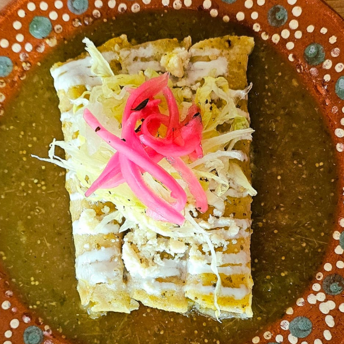 combo enchiladas verdes+refresco