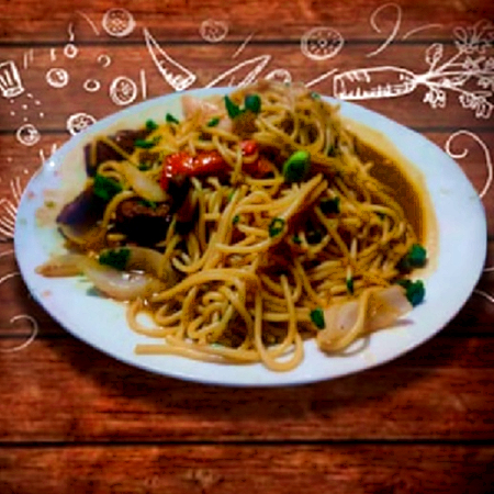 Tallarín Saltado de Carne