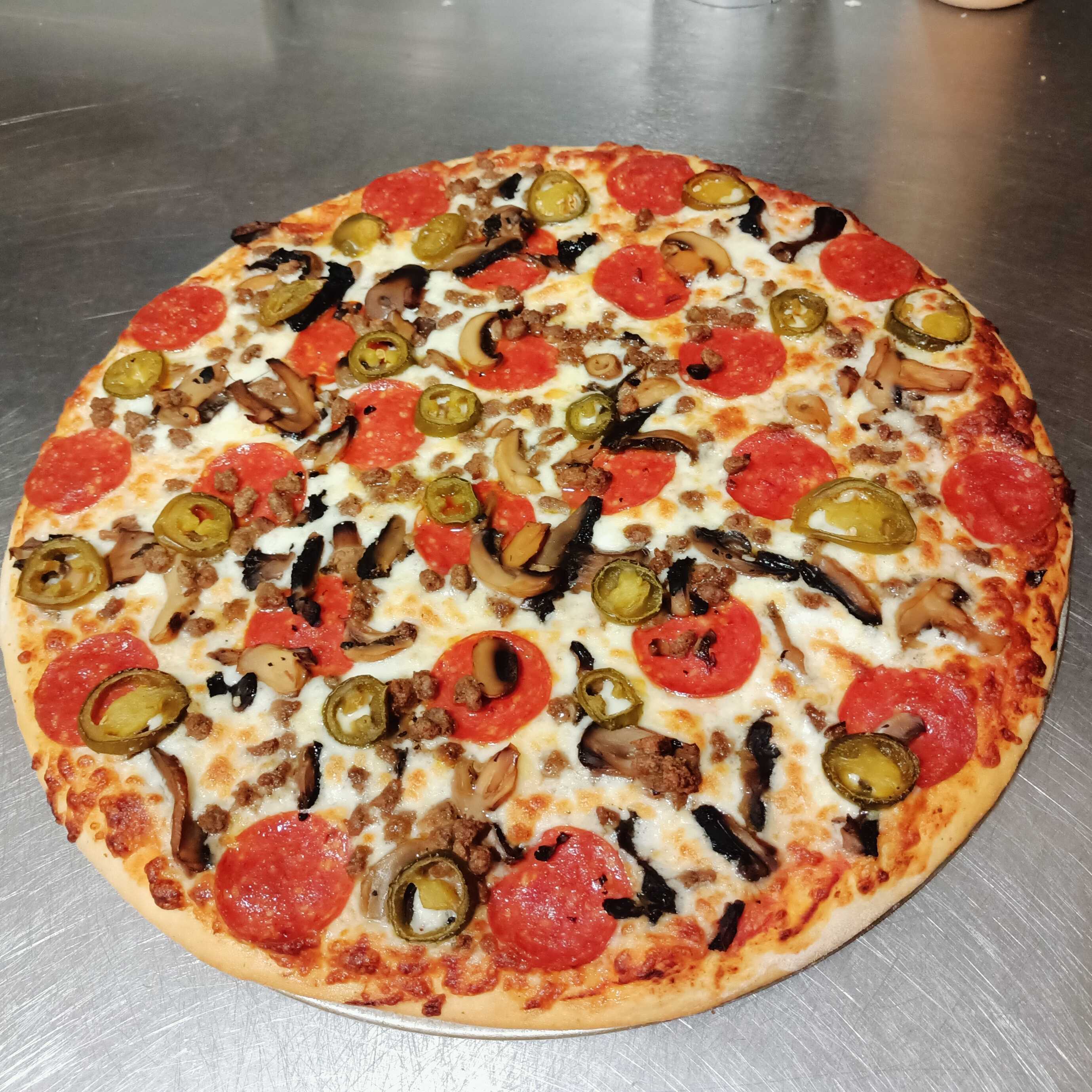 Pizza familiar española 16"(16 rebanadas
