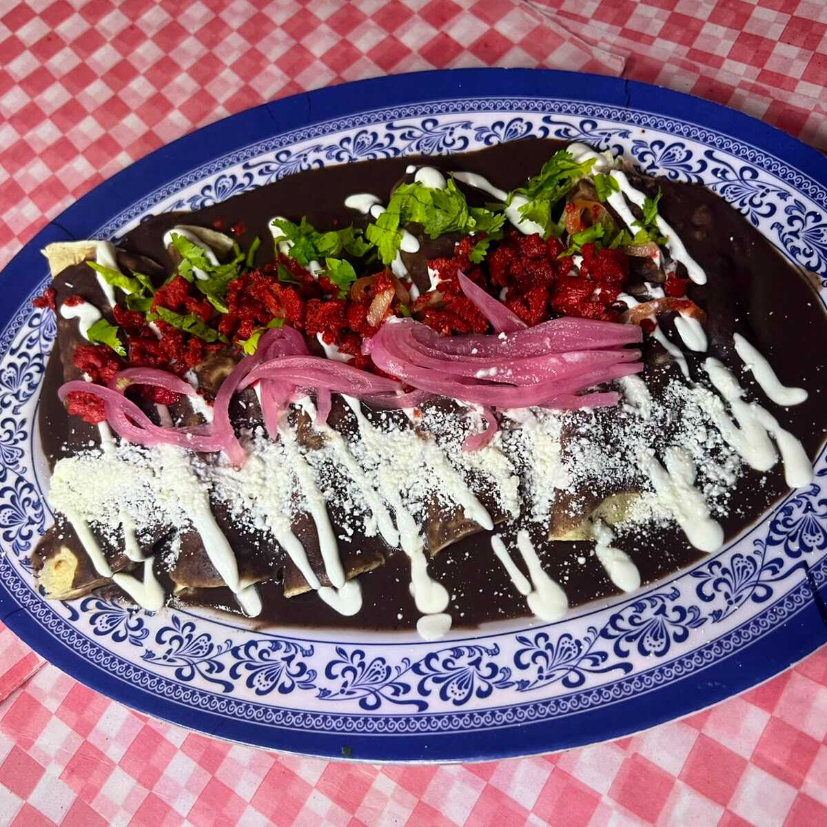 Enfrijoladas de Pollo con Longaniza