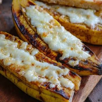 Platano al horno de leña
