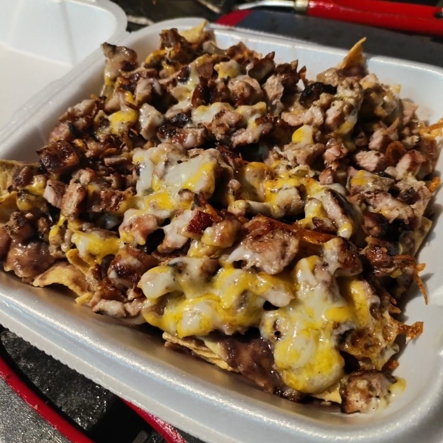 Nachos de carne asada al carbon