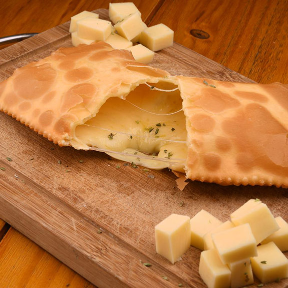 Pastel de Queijo com Oregano