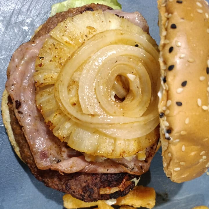 Hamburguesa Hawaiana
