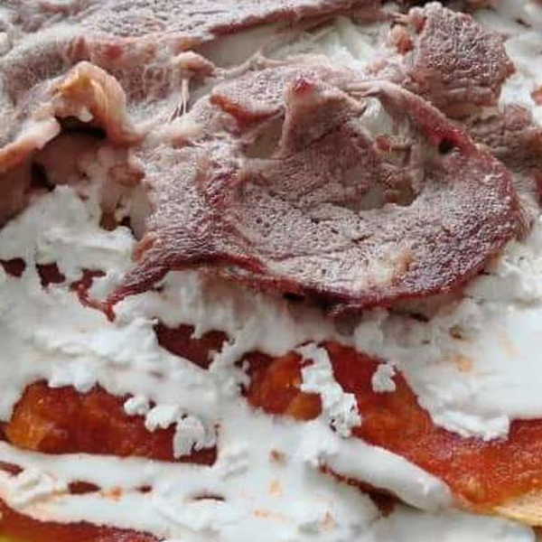 Chilaquiles con Carne Ahumada
