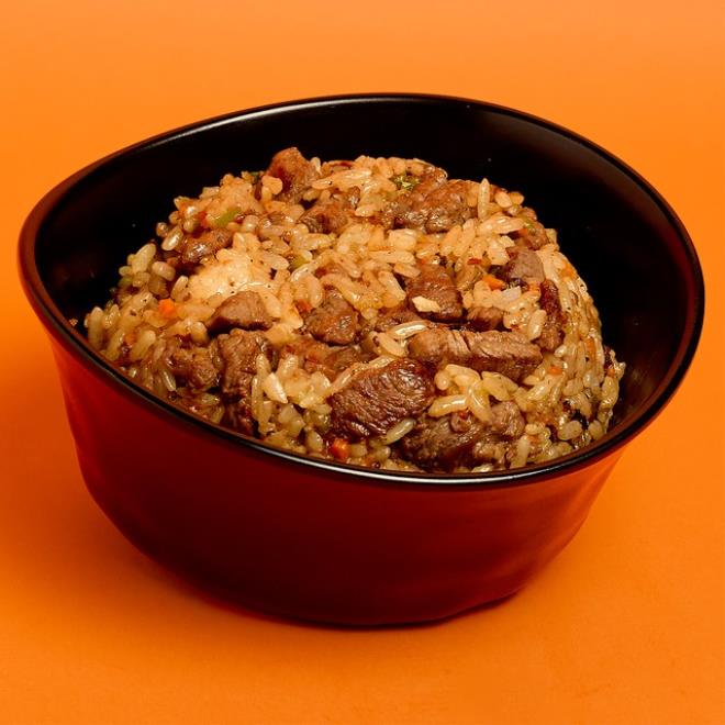 Yakimeshi Carne