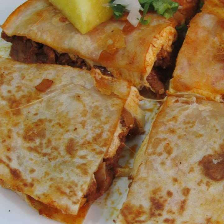 GRINGA DE PASTOR (QUESADILLA) + COCA COLA 355ML