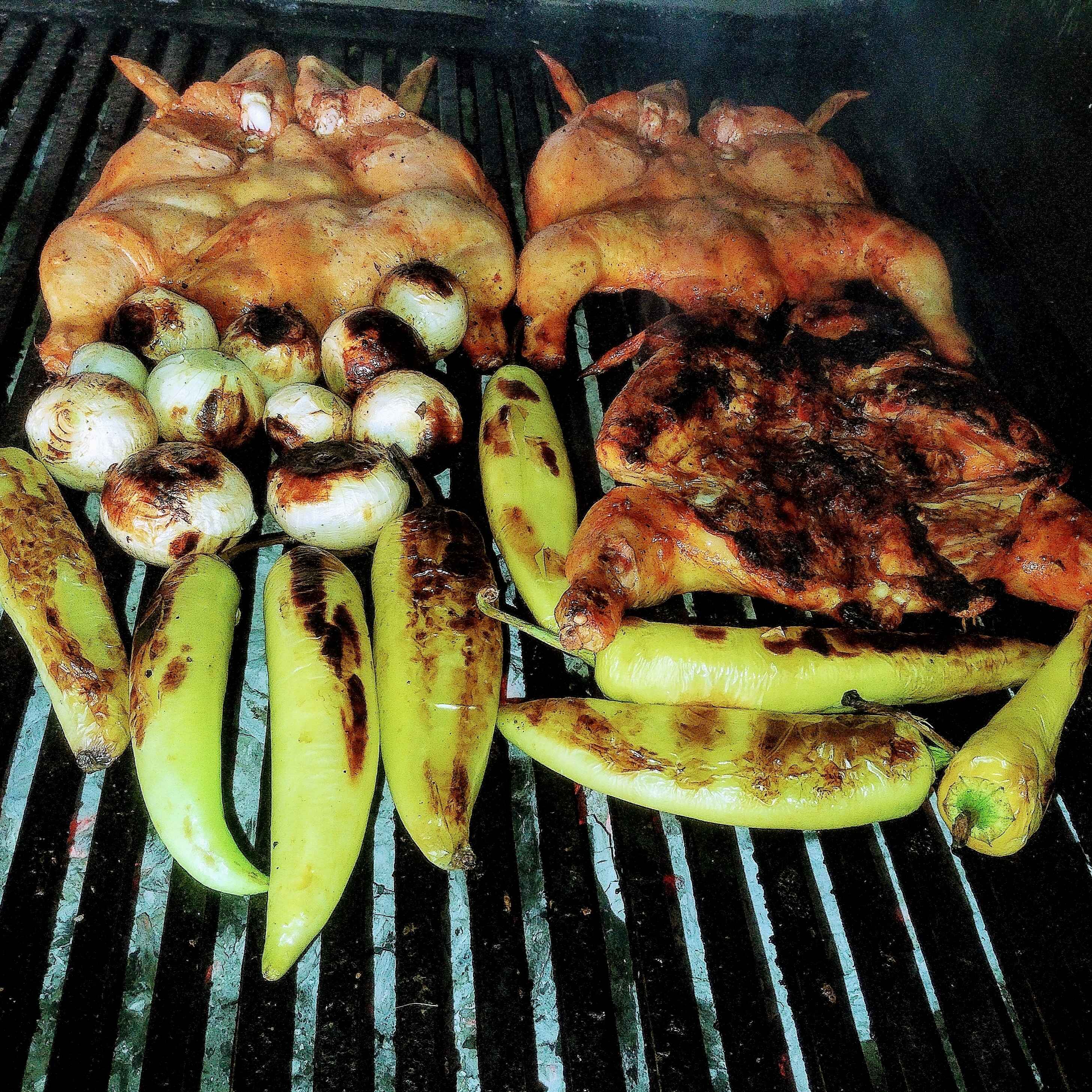 Pollo y Medio
