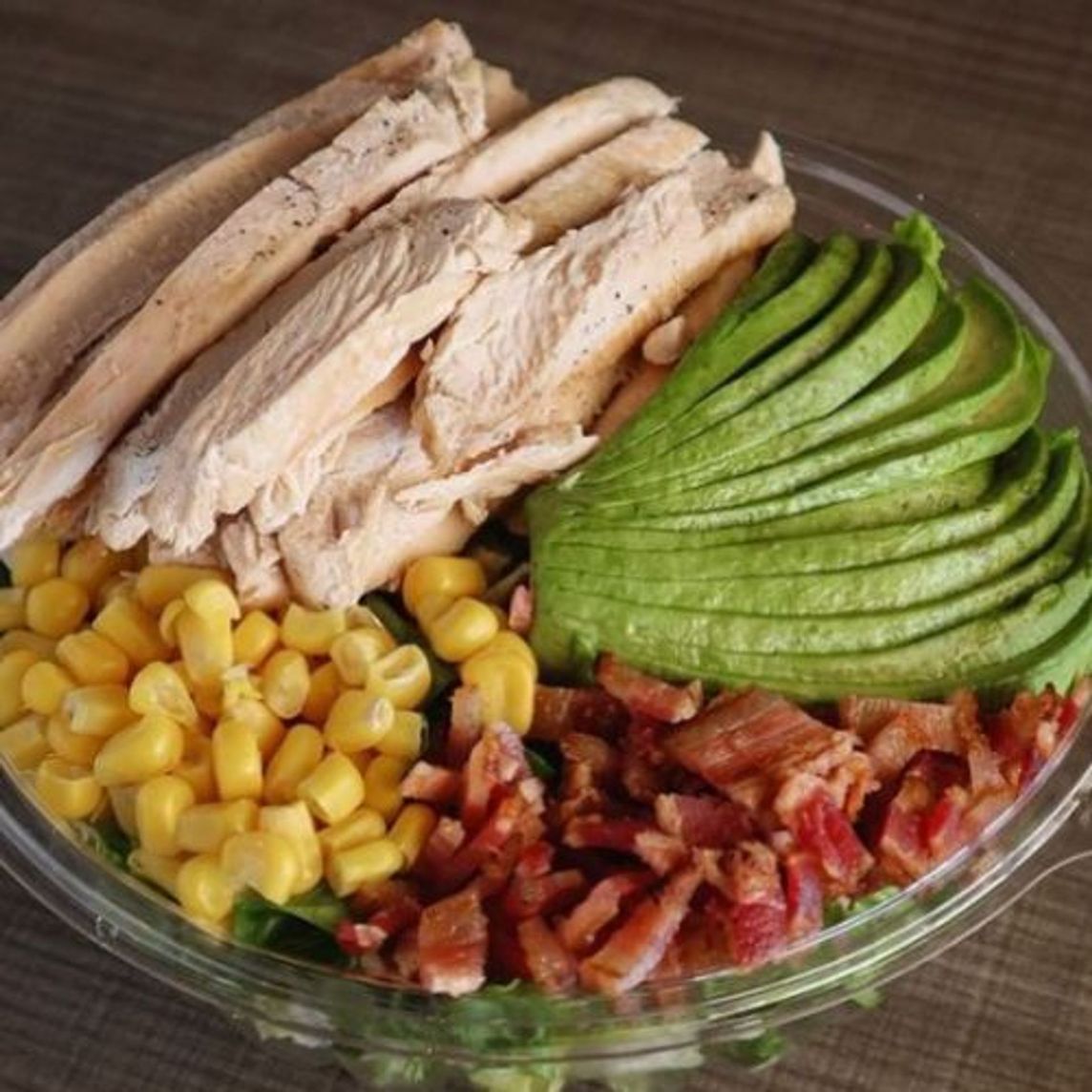 ENSALADA AGUACATE CHICKEN