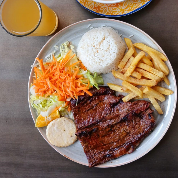Menú con Churrasco