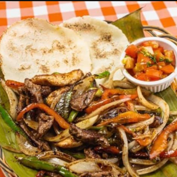 Fajitas Mixtas con Tortilla Palmeada