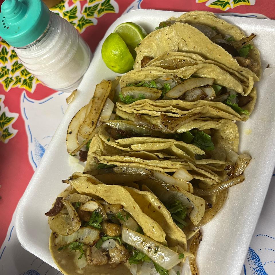 Orden de Tacos Bisteck