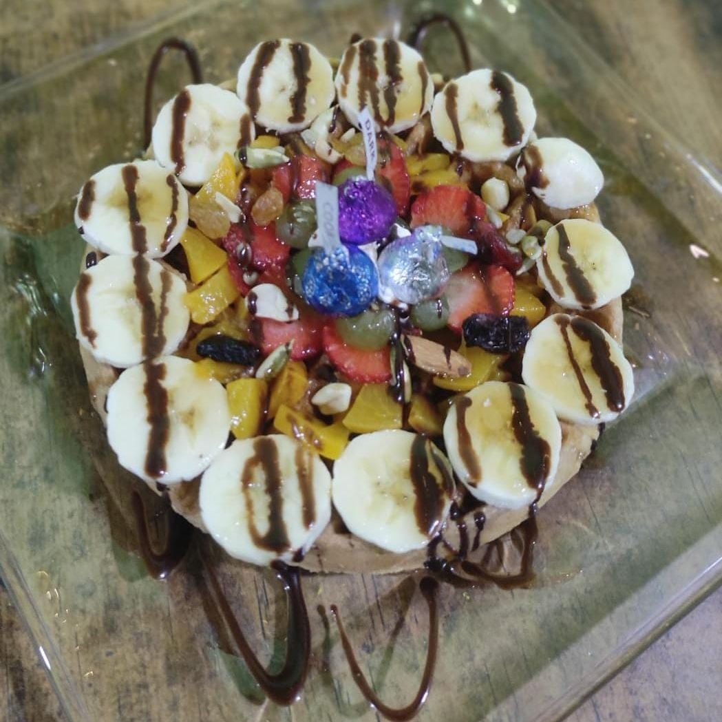 Waffle Explosión Frutal.