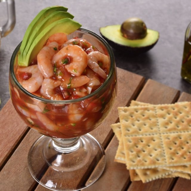 Cóctel de Camarón y Pulpo Grande