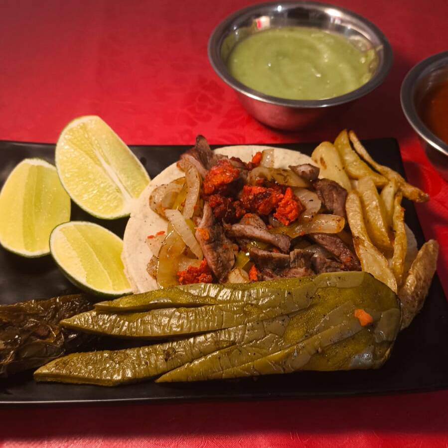AVILA"S TACO DE CHORIZO ESPAÑOL