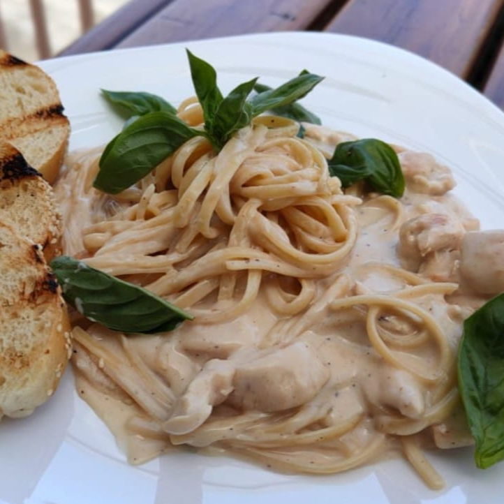 Pasta con Pollo