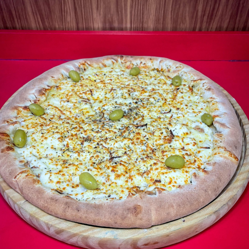 ATUM COBERTO COM QUATRO QUEIJOS