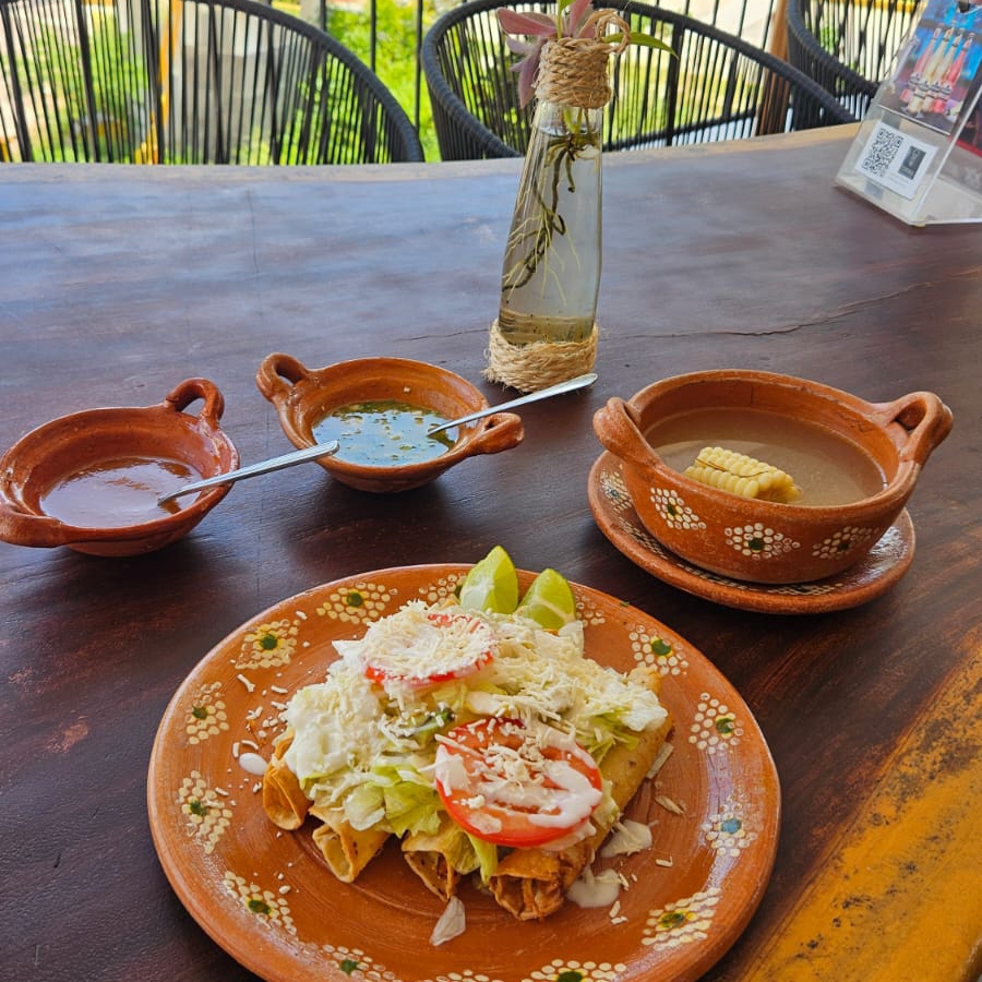 Tacos Dorados (4 pzas)