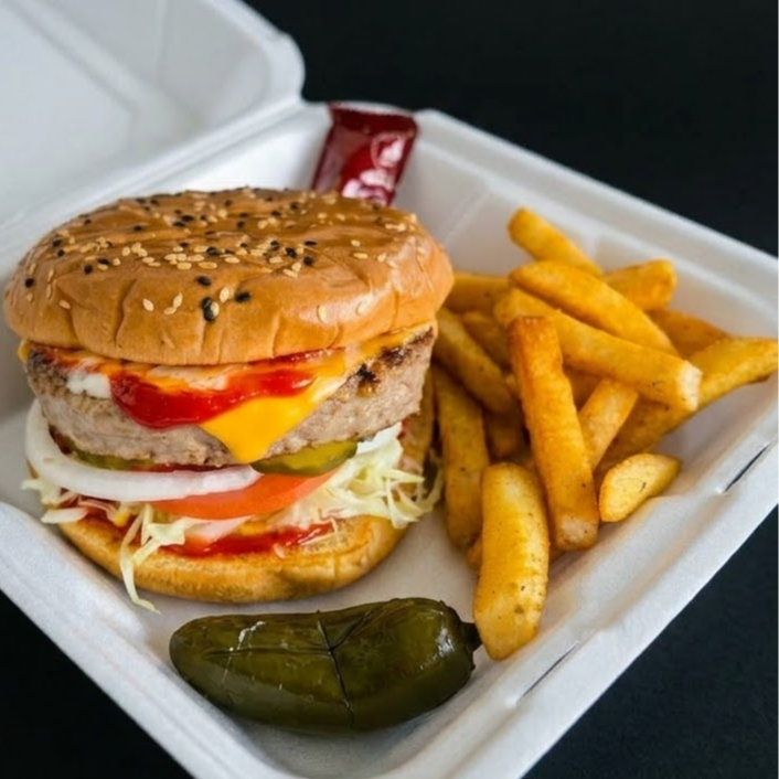 Hamburguesa Clasica Con Papas Fritas