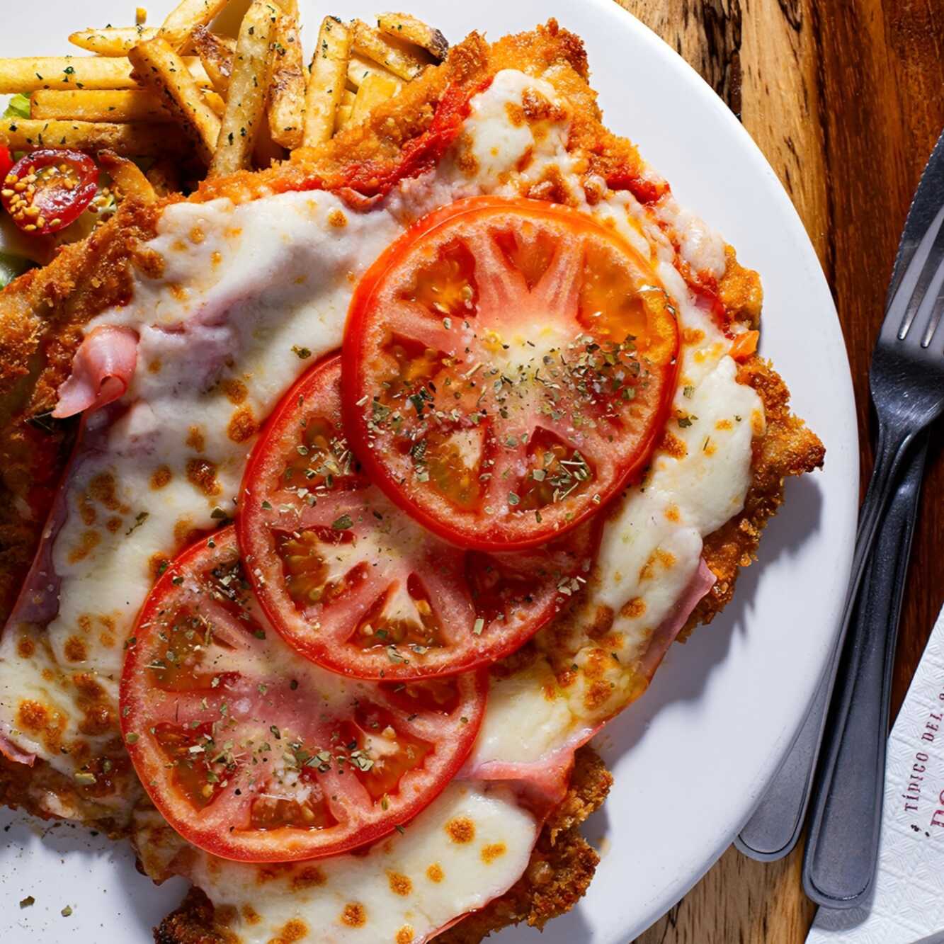 Milanesa de ternera napolitana